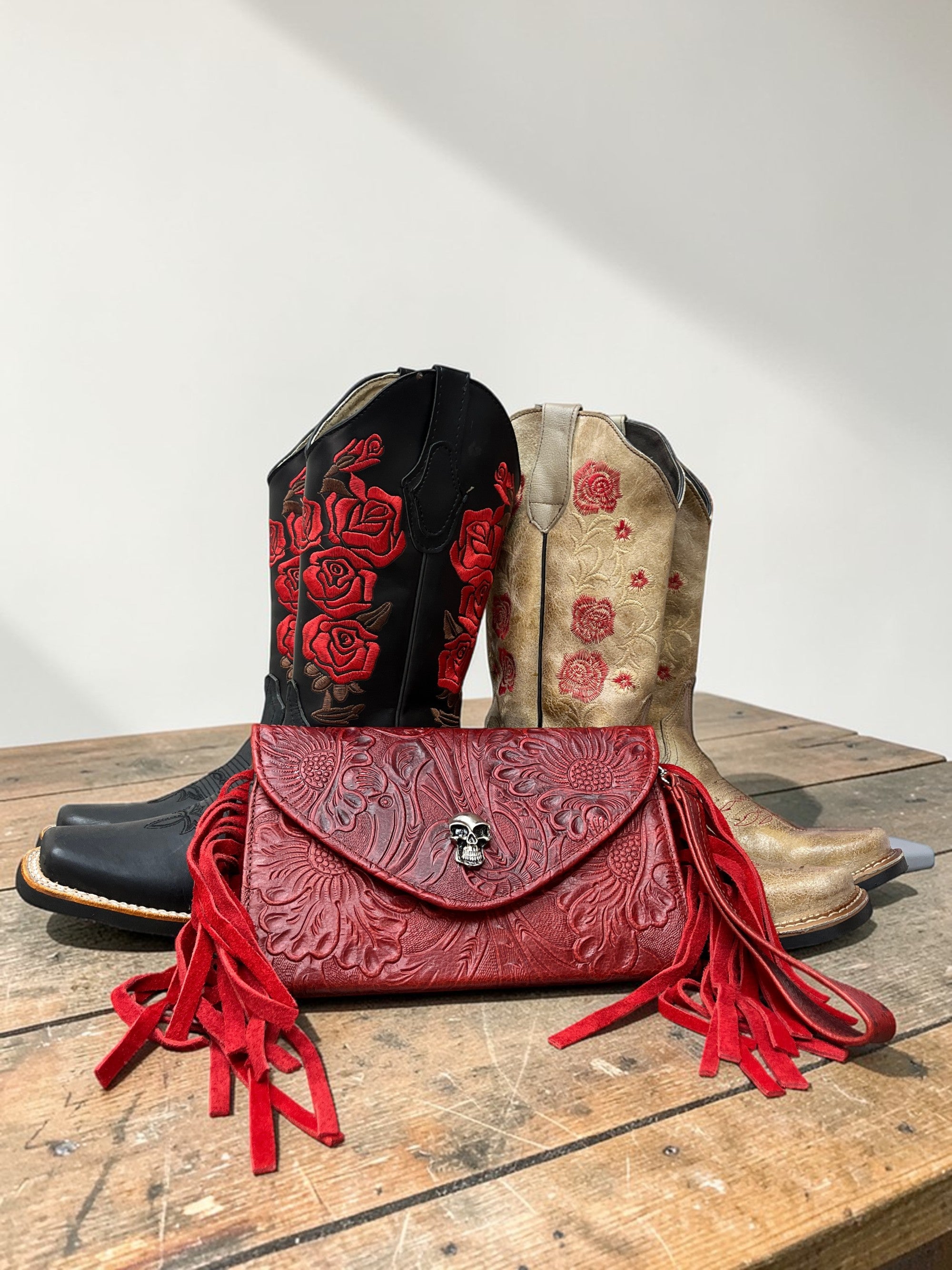 Westcoast Buchona Roses & Roses Boots