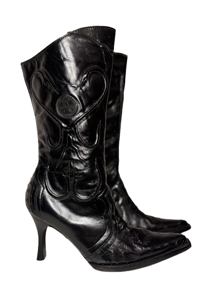 Malcreado de Avestruz